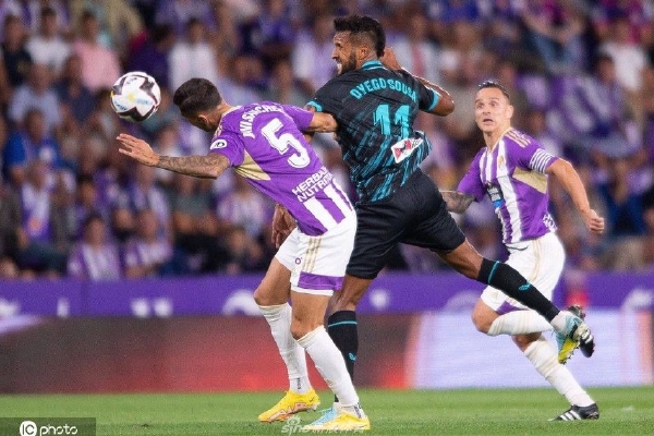 場均三雙！約基奇2025年場均得到32.8分14.8籃板11.6助攻