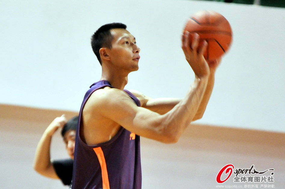 自己來吧！字母哥暴扣&反擊一條龍穿透勇士防線上籃得分