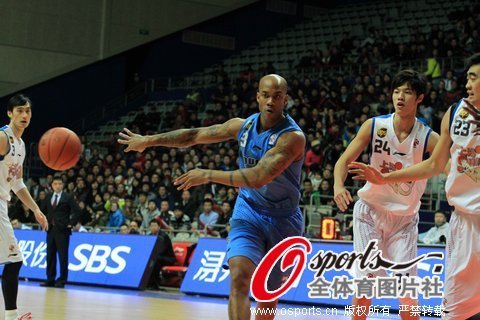 顧家的男人！阿斯：巴斯克斯希望在下支球隊能平衡足球和家庭2025-07-23 18:33足球西甲皇家馬德里意甲尤文圖斯西班牙人北京時間07月23日訊 據(jù)《阿斯報》報道，巴斯克斯希望在下一支球隊能平衡事