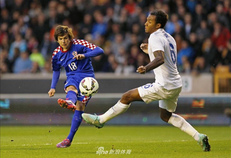 [流言板]客場龍！火箭客場戰(zhàn)勝灰熊取得3連勝，目前客場已取得5連勝