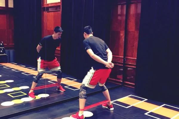 完美！奧利塞本場2球3助攻 8射3正+6關鍵傳球 6過人5成功 獲10分