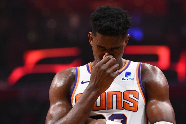 孔蒂：小麥和霍伊倫在曼聯(lián)沒球踢現(xiàn)在人人討論，這里面總是有原因