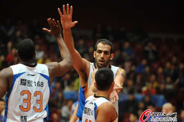 隊記：步行者與加里森·馬修斯簽下第二份10天短合同