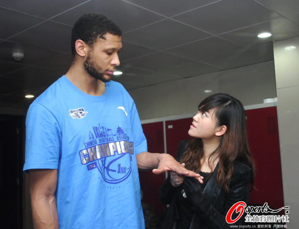 米蘭vs拉齊奧：萊昂搭檔恩昆庫，莫德里奇、拉比奧出戰(zhàn)