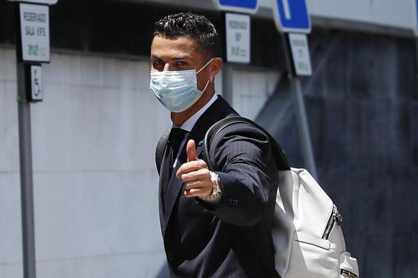 每體：維尼修斯對阿隆索、老佛爺都很不滿，阿隆索帥位危機更大Eagle                                                                20