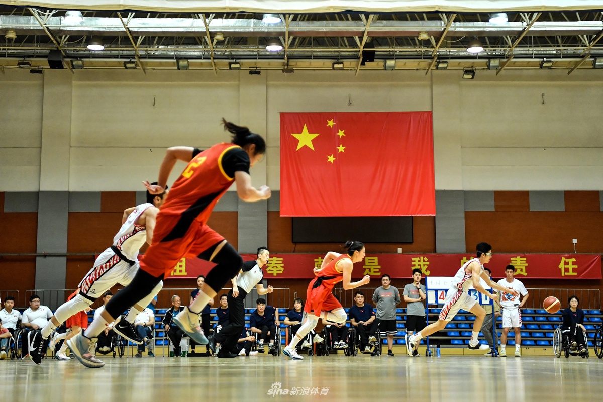 里斯·詹姆斯發(fā)文慶祝生日：26歲生日，感謝大家的愛
