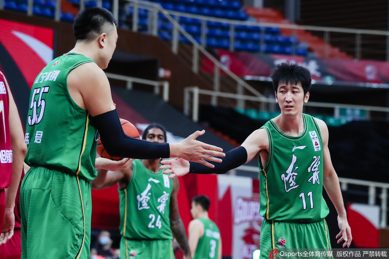 強硬大狙！巴雷特強鑿克尼佩爾打成2+1 強勢扳平比分