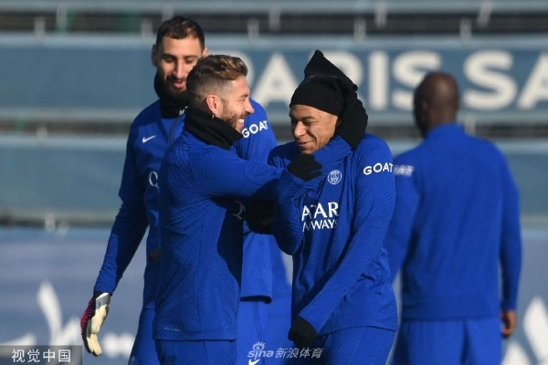 米體：孔蒂周一去看水球比賽，他與意大利水球國家隊主帥是好友