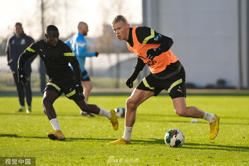 記者：成都和徐正源差不多好聚好散了，經(jīng)紀人推給了北京國安