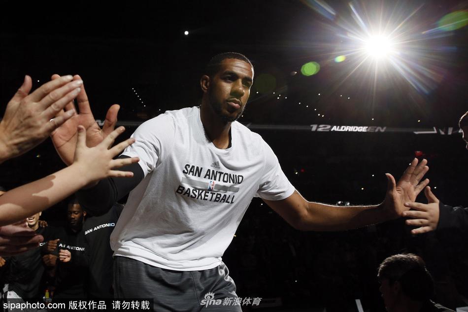 年薪360萬!米體：沃克向米蘭提出免簽+2年半&總稅后薪水900萬合同