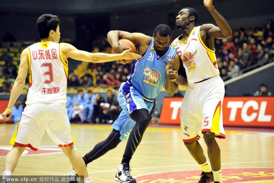 [流言板]鵜鶘本賽季已輸32場，再負1場將追平上賽季負場數(shù)