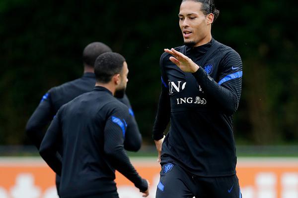 虧炸了??伊薩克夏窗創(chuàng)紀錄1.45億歐加盟，16場3球如今又遭重傷