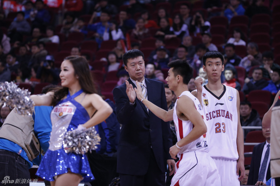 孔蒂：內(nèi)雷斯個人能力很強，和我共事過的球員通常都取得了進步