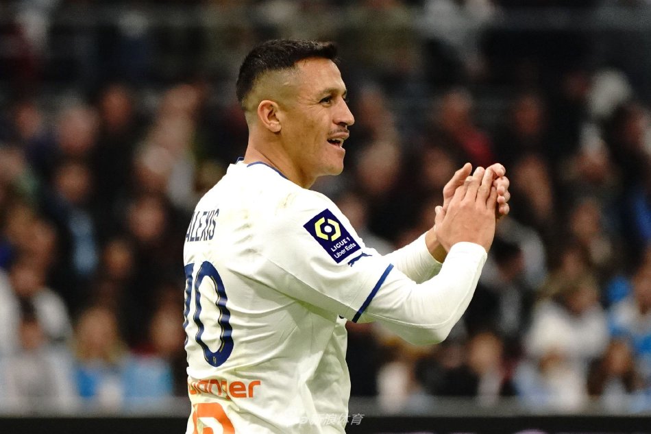 半場戰(zhàn)報：尤文2