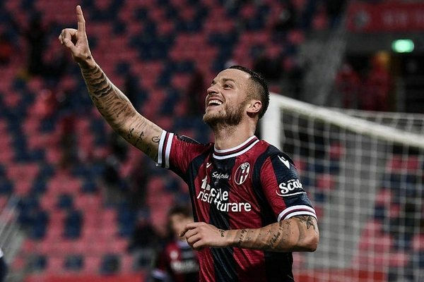 這都沒花？半場黃蜂三分21中10&命中率47.6% 猛龍20中2&命中率10%