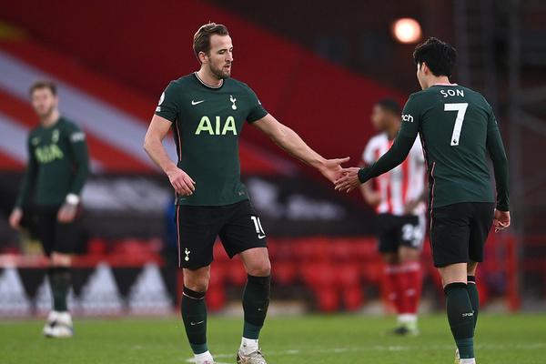 長傳助攻威爾遜破門！阿雷奧拉是本賽季英超首位送出助攻的門將