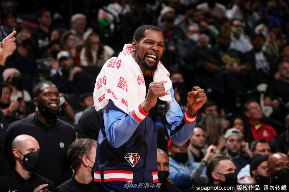 隆戈：米蘭正為約維奇尋找下家，并考慮讓球員免費轉會