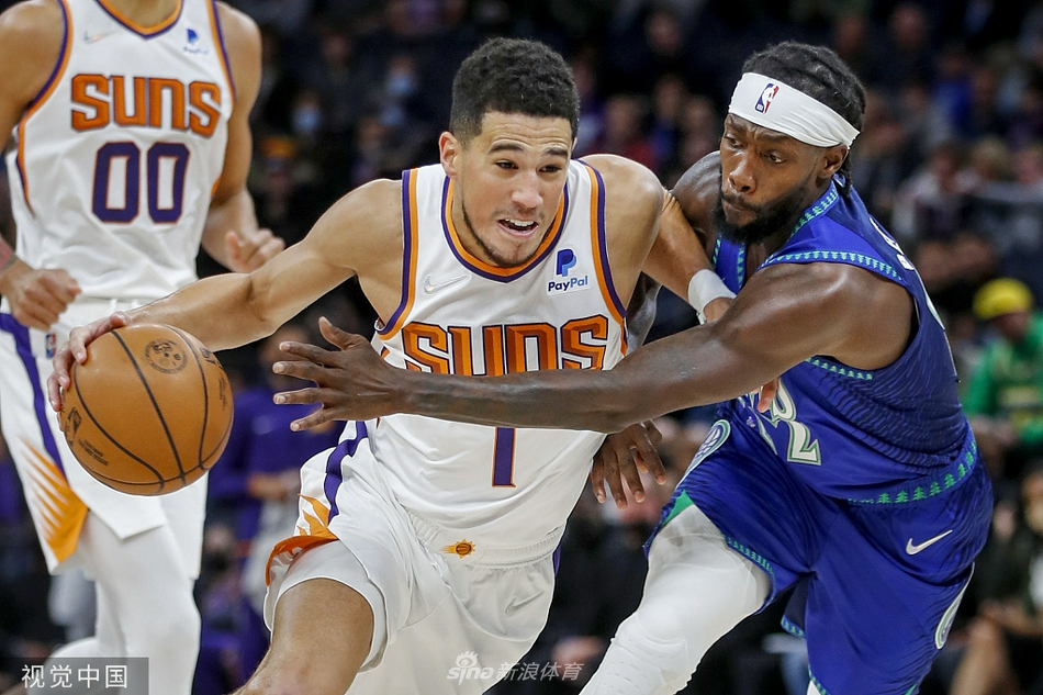 典型三球式表現(xiàn)！拉梅洛·鮑爾半場10中2&三分4中0 得到4分3板6助