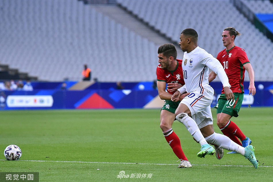 第45+1分鐘，伊爾迪茲突破低射破門梅開二度，尤文2