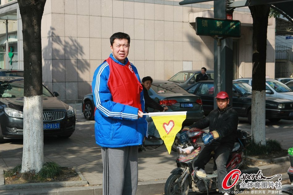 就是攔不?。∽帜父鐝婍斪穳魭佂洞虺珊?又接反吊輕松反籃！