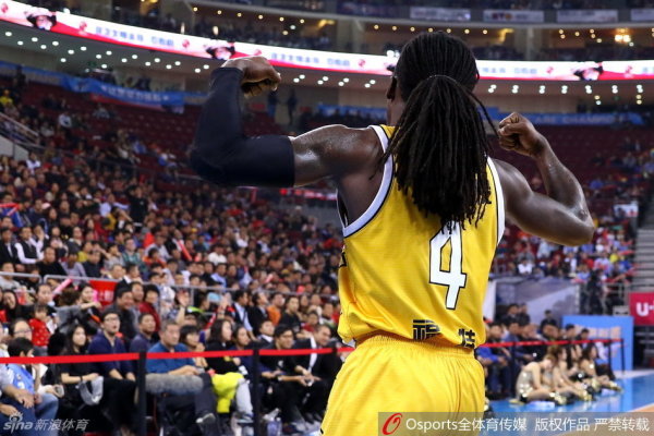 隊記：步行者與加里森·馬修斯簽下第二份10天短合同