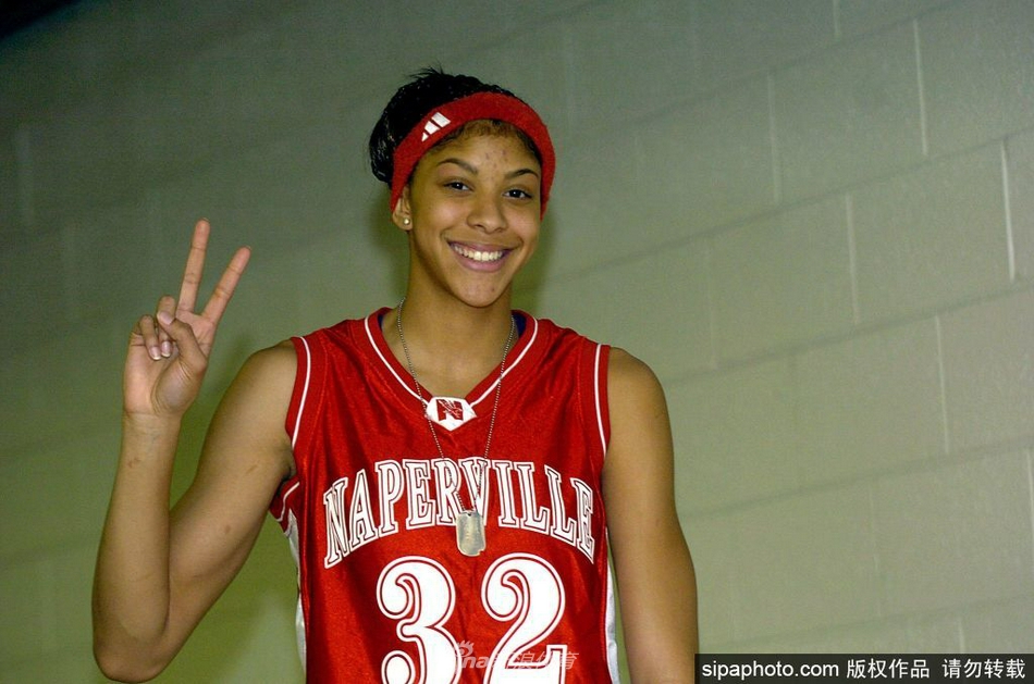 隊記：馬刺預(yù)計將依照賽程連續(xù)客戰(zhàn)湖人，已更換下榻酒店