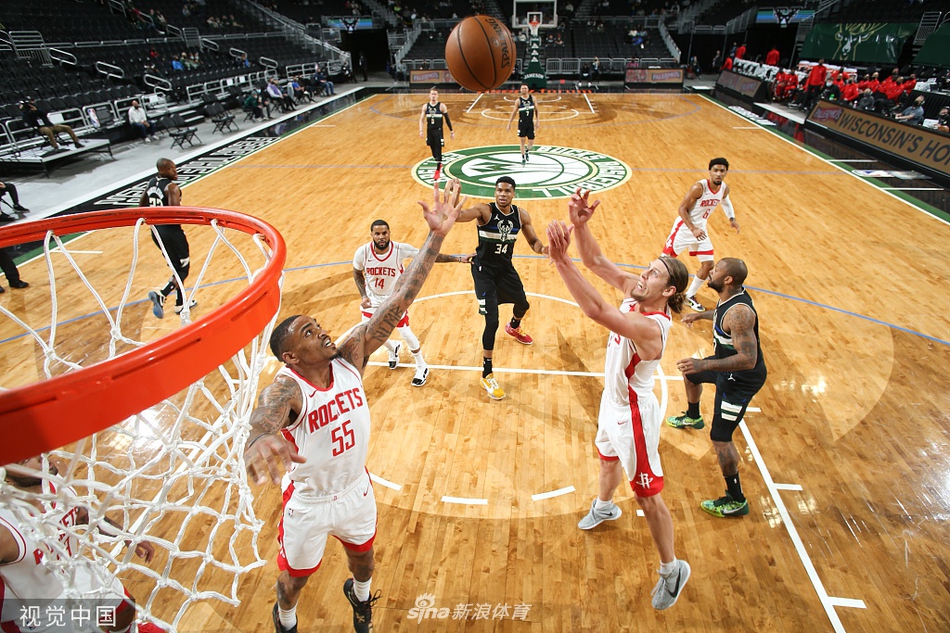 巴爾達諾：只要維尼修斯能找回狀態(tài)，他會重新贏得皇馬球迷的掌聲