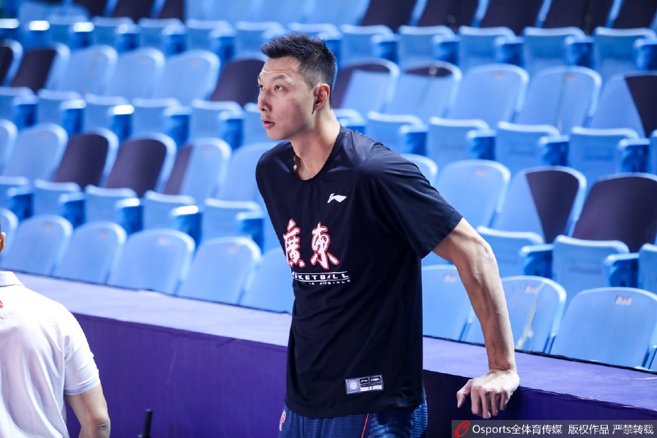 年薪360萬!米體：沃克向米蘭提出免簽+2年半&總稅后薪水900萬合同