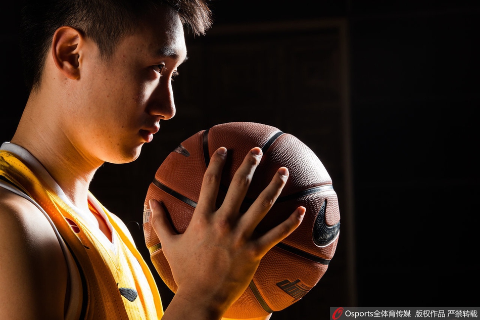 砍瓜切菜！字母哥只打19分鐘 15中12砍29分8板2助2斷&正負值+27