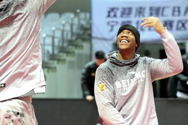 ??瓜帥教育簽名販子：我認出你了&回去上學吧 不要在這浪費時間