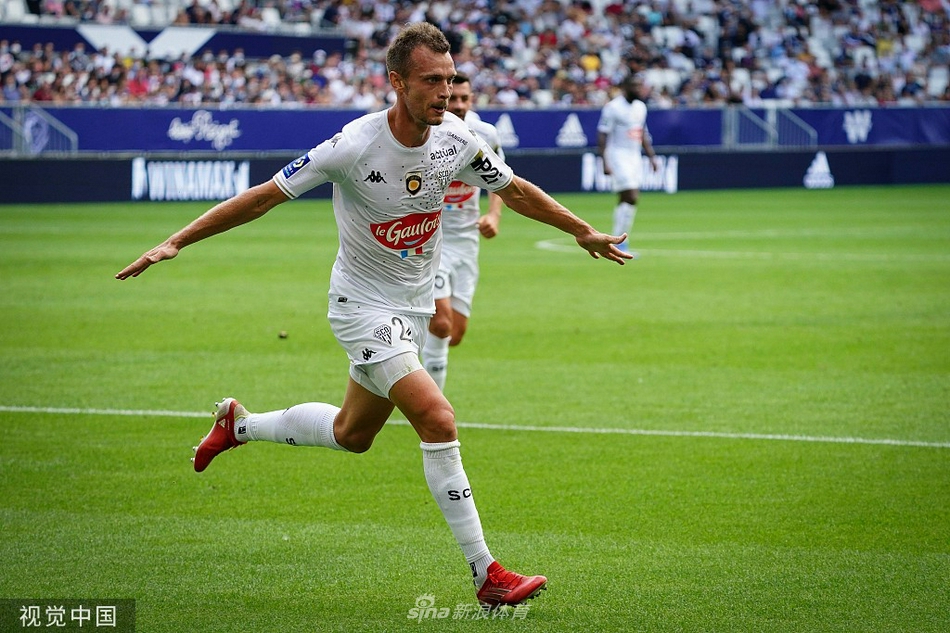 最喜歡的對手！勞塔羅職業(yè)生涯面對卡利亞里已打進12球