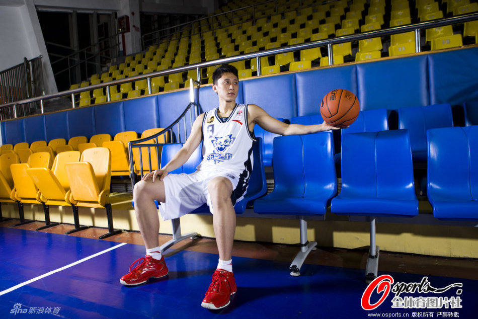 [流言板]鵜鶘本賽季已輸32場，再負1場將追平上賽季負場數(shù)