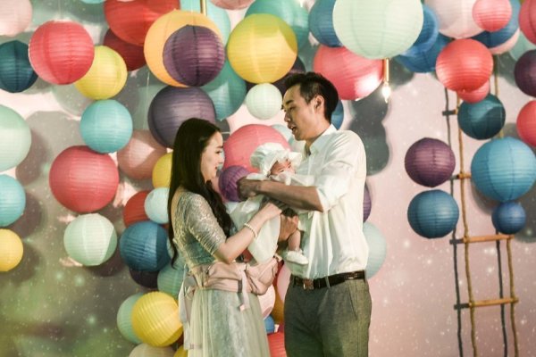 直播吧1月12日訊 近日，前NBA球員羅伯特·霍里在《Big Shot Bob》播客節(jié)目中談到了拉梅洛·鮑爾?；衾锉硎荆骸霸谖铱磥?，他并沒有很嚴肅認真地對待籃球，他喜歡比賽，他享受比賽。他讓我想起白巧