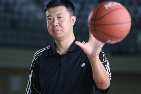 卡拉格談范德芬鏟傷伊薩克：是我我可能也鏟，不能讓前鋒輕易起腳