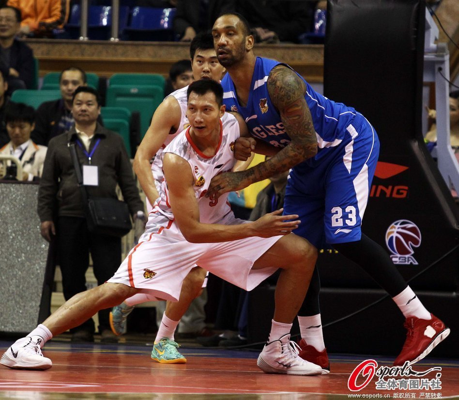 賽季至今鮑威爾場均得分比上賽季高9.8分，聯(lián)盟第一