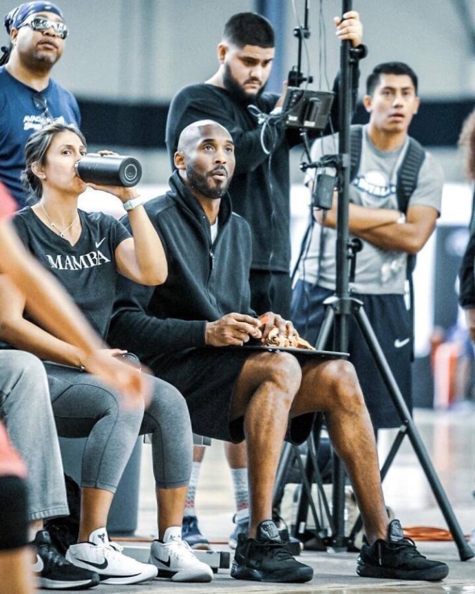 向僵尸開炮聯(lián)動傭兵王珊珊技能詳解