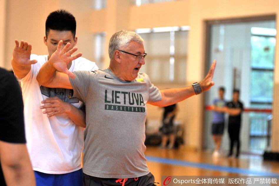 太陽報：英格蘭球迷拒絕被FIFA宰，打算世界杯去西班牙搞觀賽派對