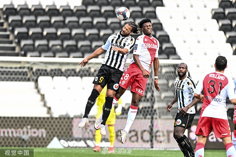 曼聯(lián)vs伯恩茅斯：姆伯莫搭檔庫尼亞，B費、卡塞米羅出戰(zhàn)