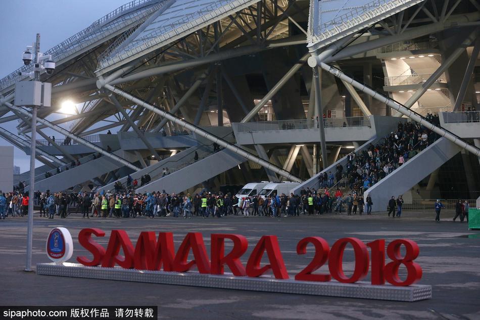 解說：申京在部分場次需要做出犧牲 贏掘金就表現(xiàn)得很不錯