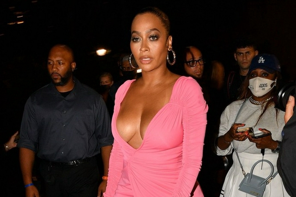 本已首進世界杯??佛得角遭逆天誤判絕殺被吹，外網(wǎng)球迷直接炸鍋