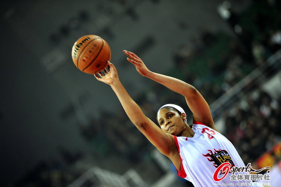 巴斯托尼：初到國米想租借離隊但孔蒂留下了我，他讓我獲得了機會二怪                                                                2025