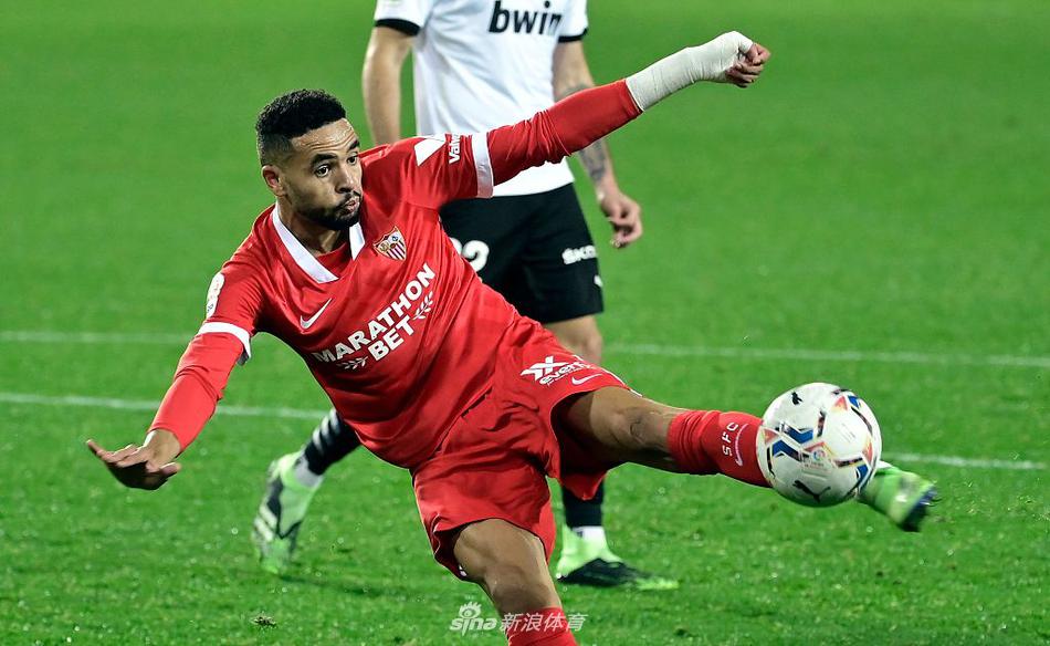 記者：成都和徐正源差不多好聚好散了，經(jīng)紀人推給了北京國安