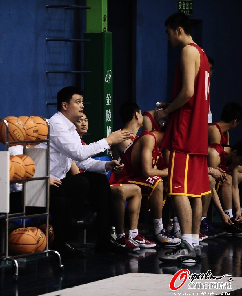 大羅憶銀河戰(zhàn)艦：當時所有人薪水相同，但我和小貝通過贊助掙更多