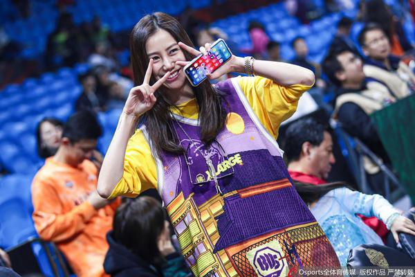 湘超聯(lián)賽一圖流總結：接待游客總計6688.6萬人次，帶動消費136億