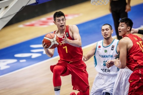 秀一個！麥戈文斯搶斷反擊一條龍折疊暴扣