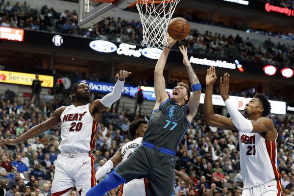 年薪360萬!米體：沃克向米蘭提出免簽+2年半&總稅后薪水900萬合同