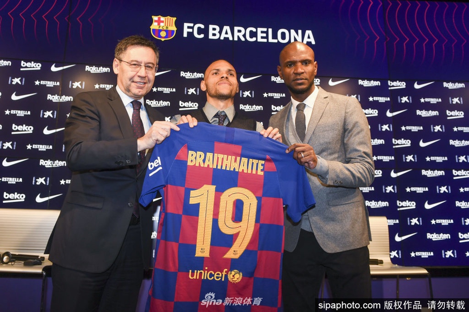 明年的熱門新秀！凱萊布·威爾遜連續(xù)6場20+打破北卡新生紀錄！