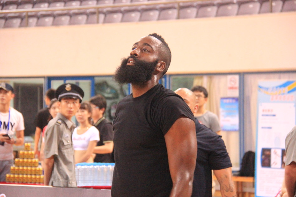 維加希望踢更多比賽？馬雷斯卡：我也想留長發(fā)，但那是不可能的