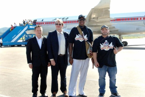 愛德華茲連續(xù)5場30+！場均37.2分 命中率56.1%三分命中率49%！