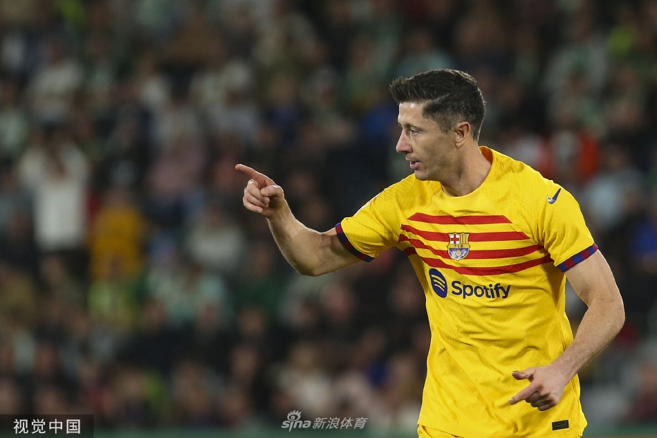 本已首進世界杯??佛得角遭逆天誤判絕殺被吹，外網(wǎng)球迷直接炸鍋